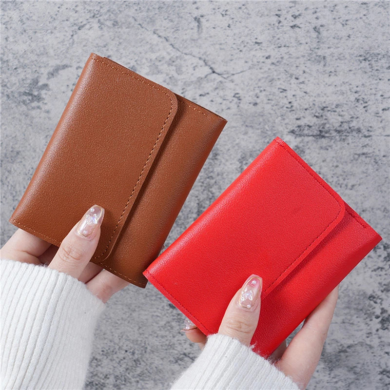 Novas carteiras fofas para mulheres pequeno ferrolho menina titular do cartão de crédito para couro do plutônio bolsa de moedas carteira feminina bolsas curtas para mulheres