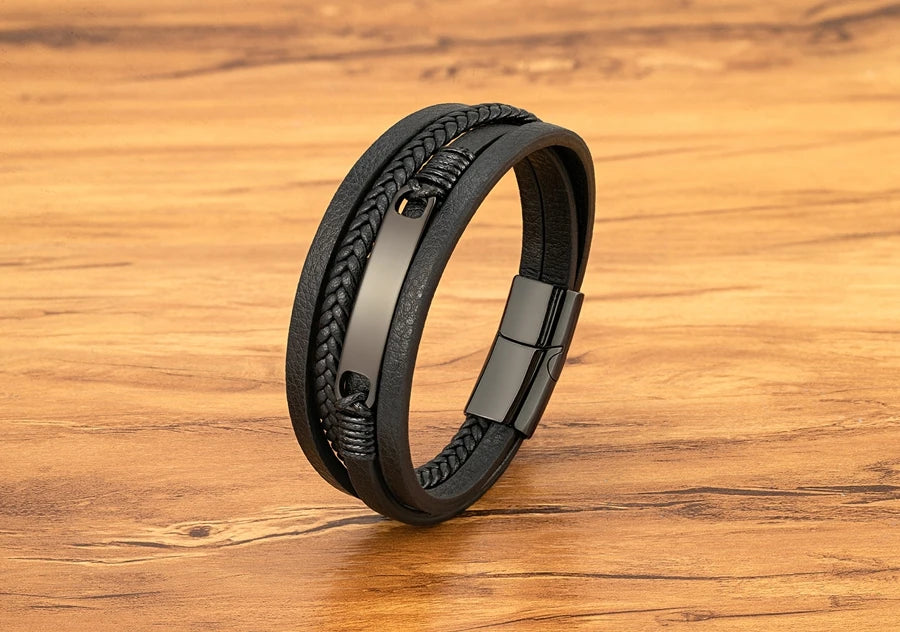 Xqni pulseira de couro trançado multicamadas, masculina, tendência legal, aço inoxidável, fivela casual, acessórios de joias, presente