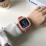 Masculino feminino relógio led digital esportes relógio para crianças meninos meninas quadrado grande dial à prova dwaterproof água silicone relógio de pulso eletrônico masculino