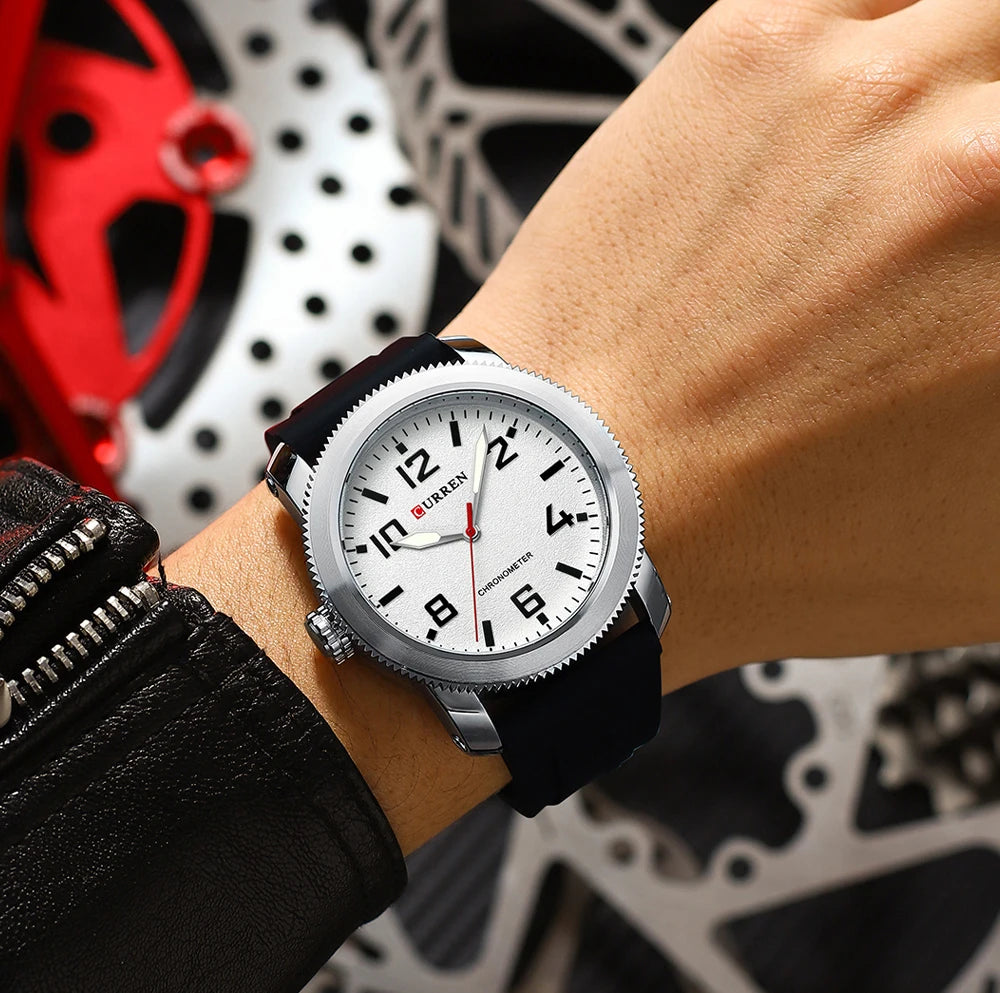CURREN Moda Simples Relógios Masculinos com Grande Mostrador de Numerais Relógio de Pulso de Quartzo para Cavalheiro de Negócios com Pulseira de Silicone